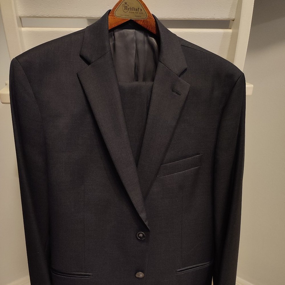 Calvin Klein - Charcoal Suit 42S